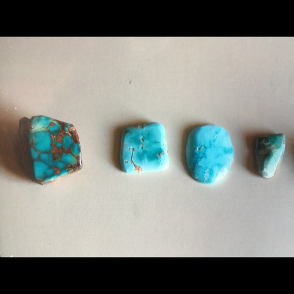 Meet your Posher “Lucky7traders” aka Deb 🌵 💎 ❤️ - Picture 6 of 8